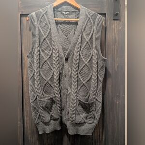 Gray Cable Knit Men's Sweater Vest